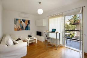 The Right Place 4U Roma Monteverde Al Palazzetto Apartment with Terrace&Garage